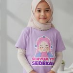 kaos anak muslimah senyum itu sedekah model